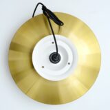 Złota skandynawska lampa, lata 70’te - obrazek 3